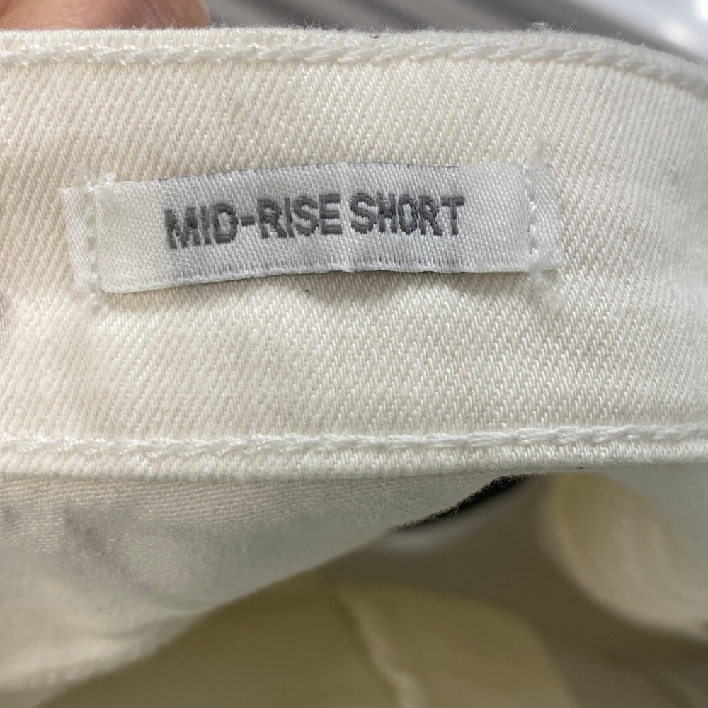 True Craft Mid Rise Shorts - Picture 4 of 4